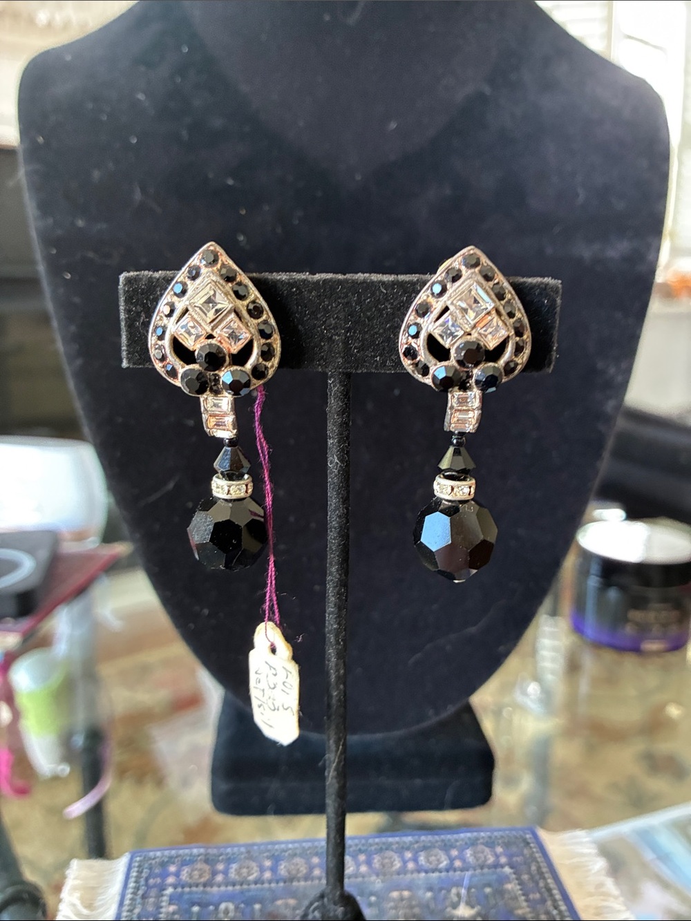 Elegant Black Teardrop Crystal Dangle Earrings